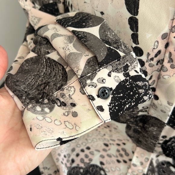 Chico's Long Sleeve Bottom Down Blouse - Picture 4 of 6